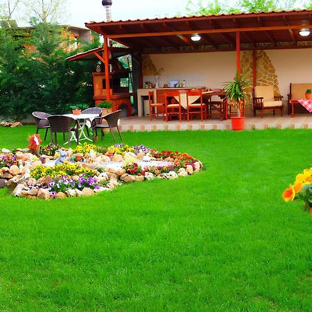 ホテル Relax Pozar Káto Loutrákion エクステリア 写真