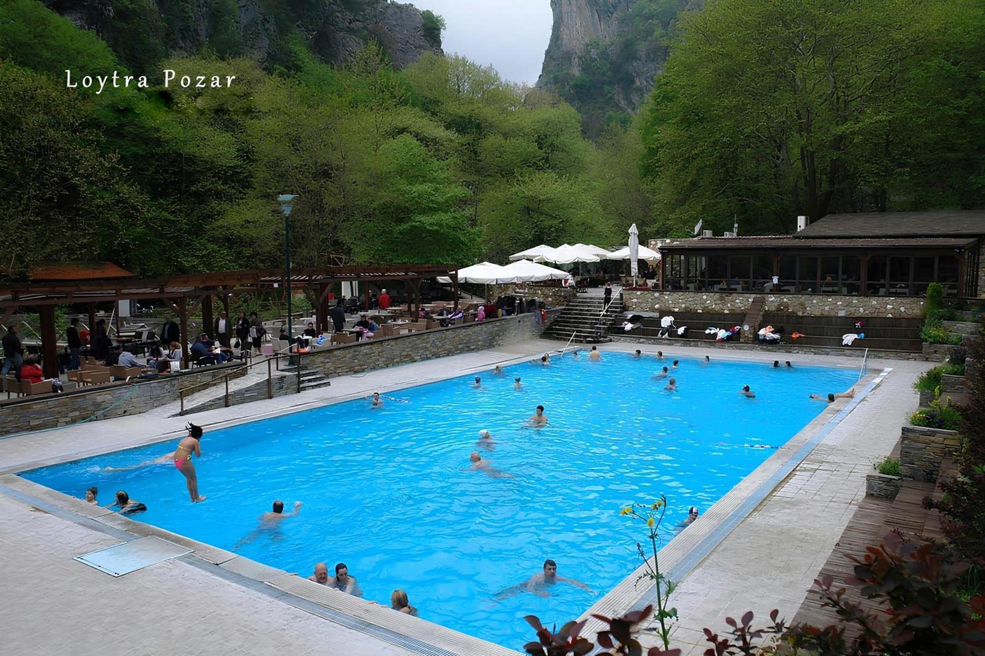 ホテル Relax Pozar Káto Loutrákion エクステリア 写真